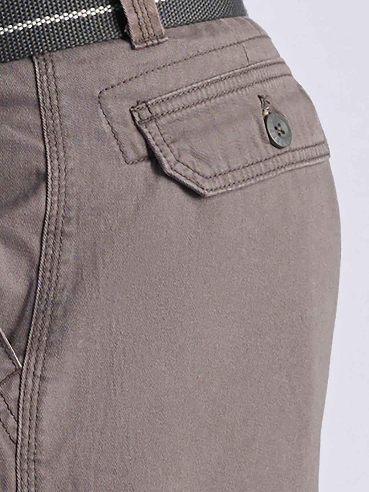 Men's Legendary Wyoming Cargo Short - view 3