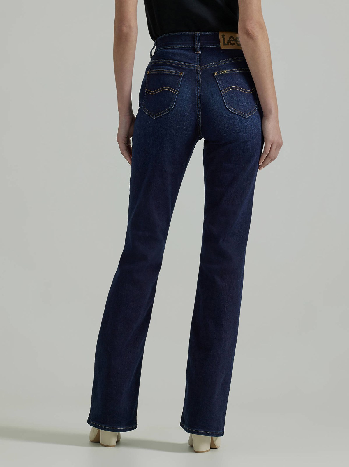 Women's Ultra Lux Comfort with Flex Motion Bootcut Jean (Petite) - view 3