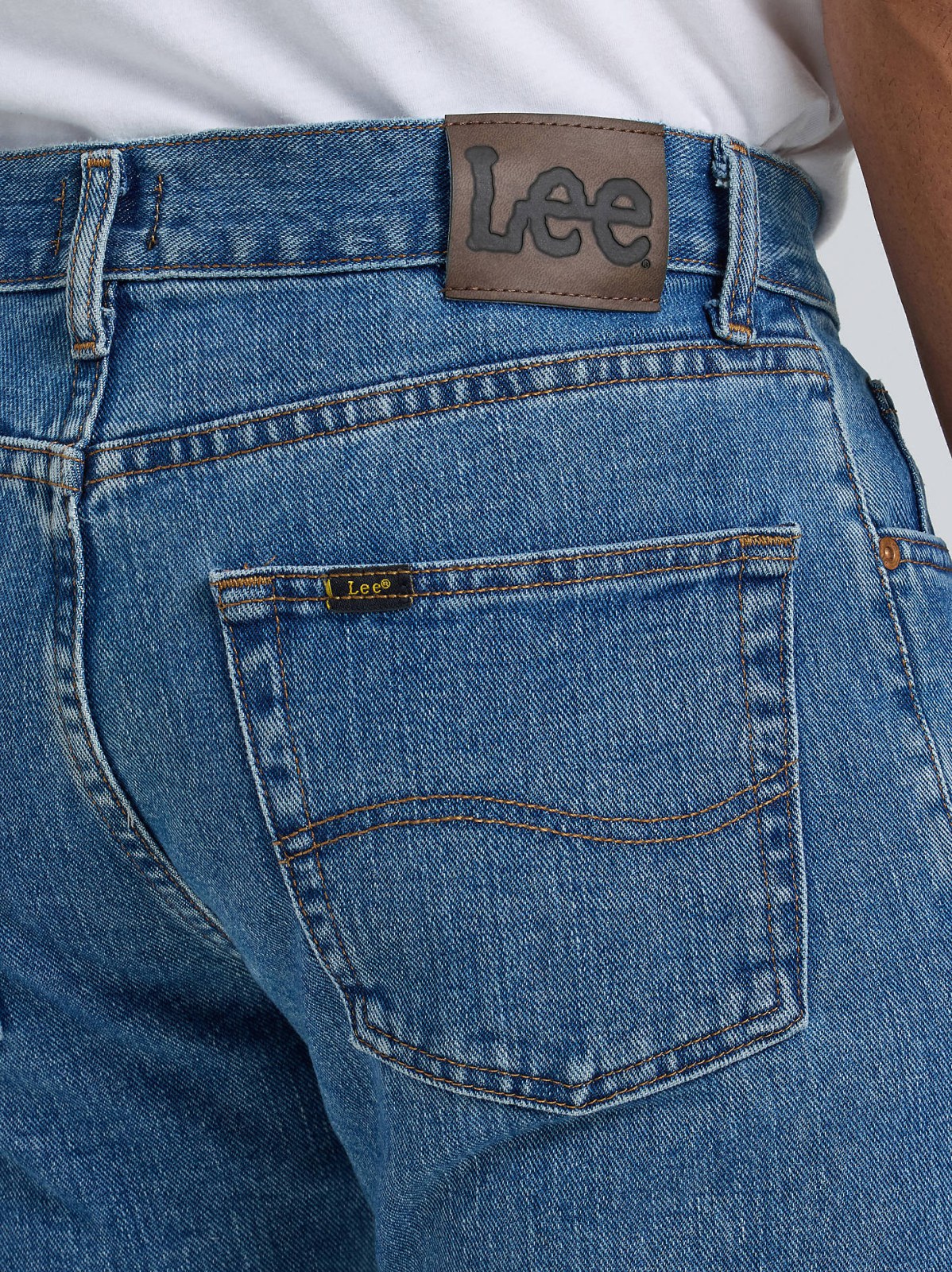 Men's 100% Cotton Regular Fit Straight Leg Heavyweight Jean - view 5