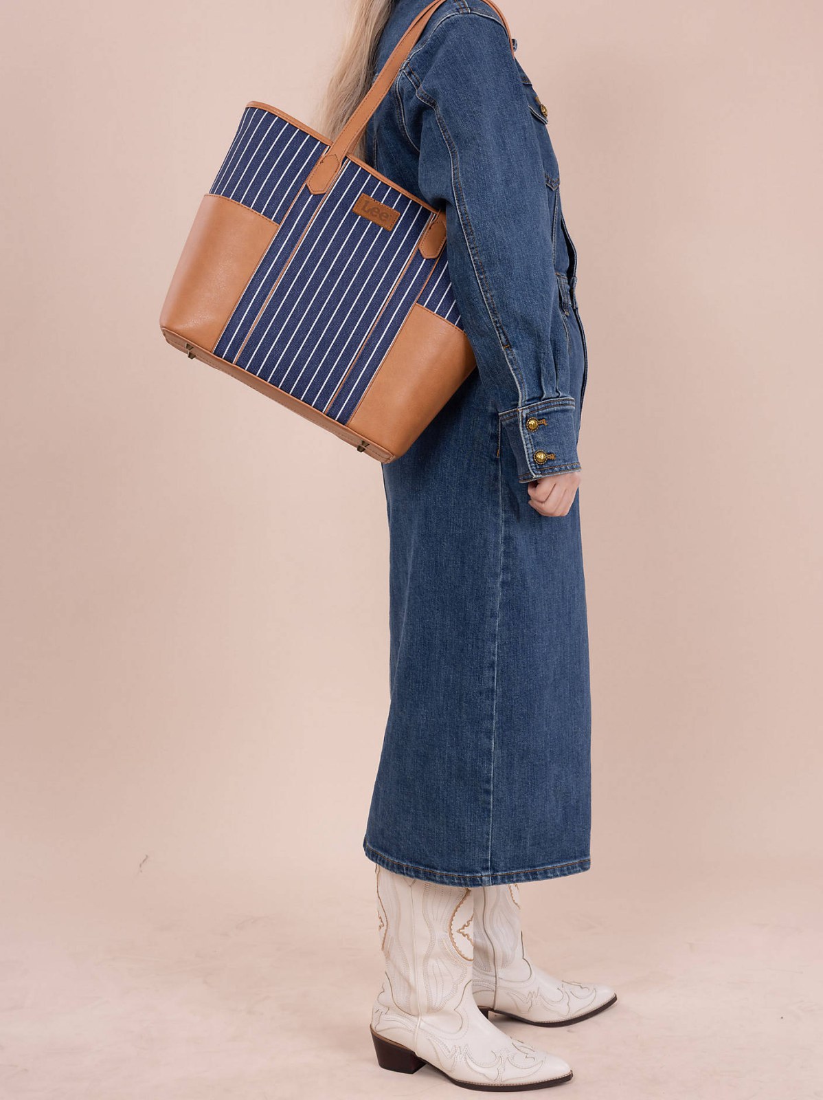 Women's Stripe Logo Tote With Side Pockets - view 2