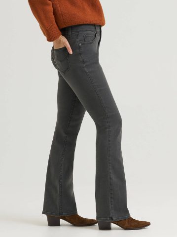 Women's Ultra Lux Comfort with Flex Motion Bootcut Jean