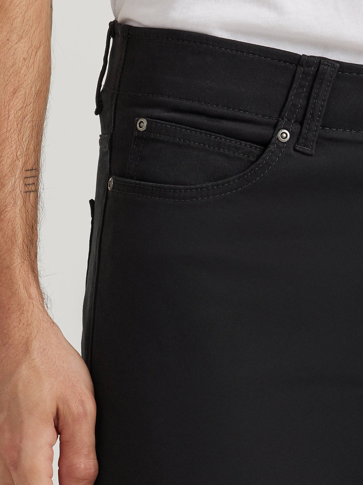 Men's Extreme Motion Slim Straight Leg Jean - view 6