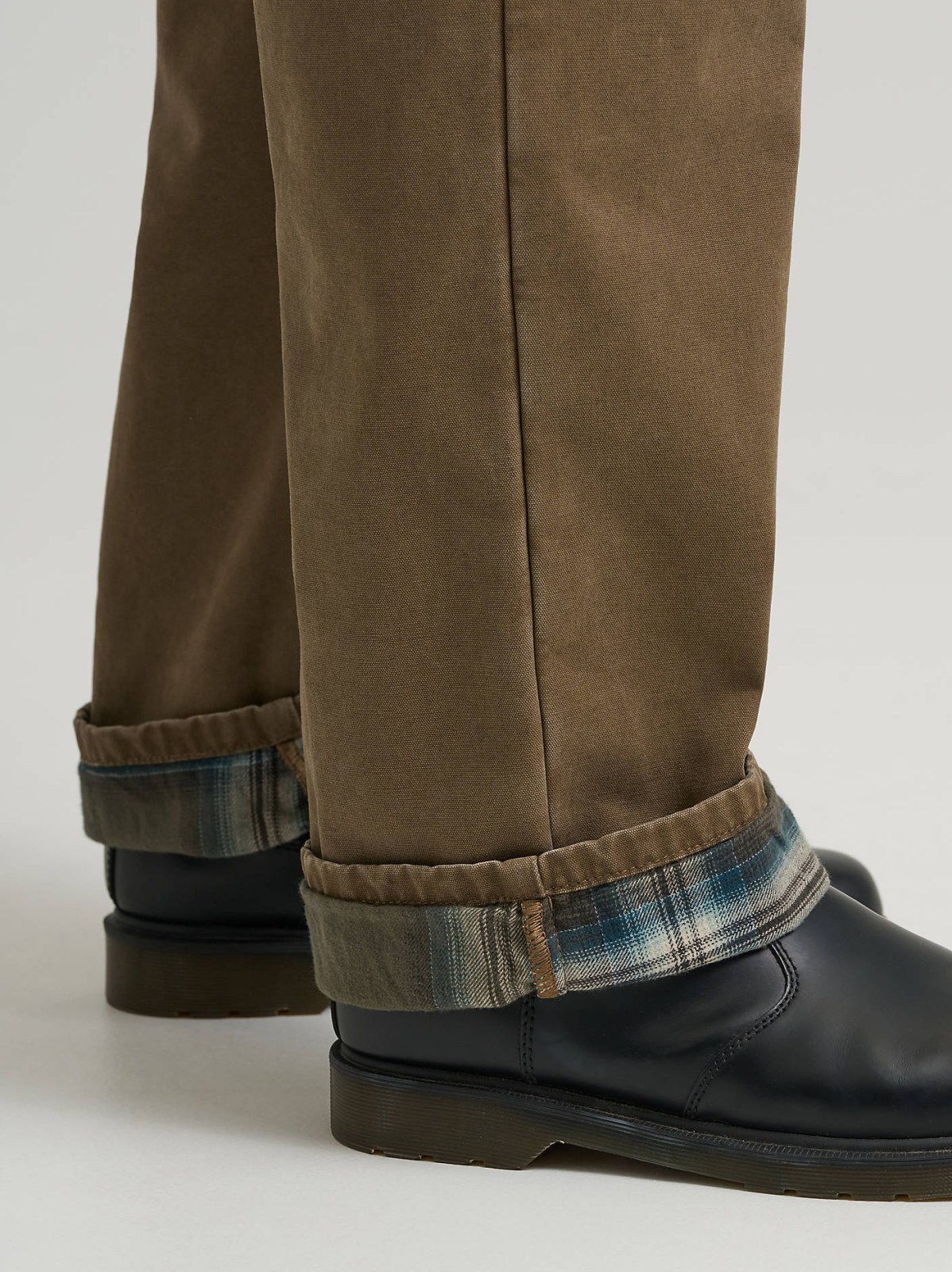 Men's Legendary Relaxed Straight Fleece Lined Jean (Big & Tall) - view 5