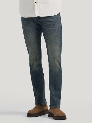 Men's Extreme Motion Slim Straight Leg Jean