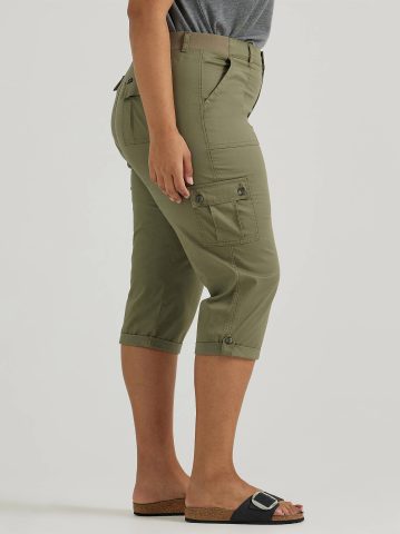 Women's Ultra Lux Comfort with Flex-To-Go Relaxed Fit Cargo Capri (Plus)