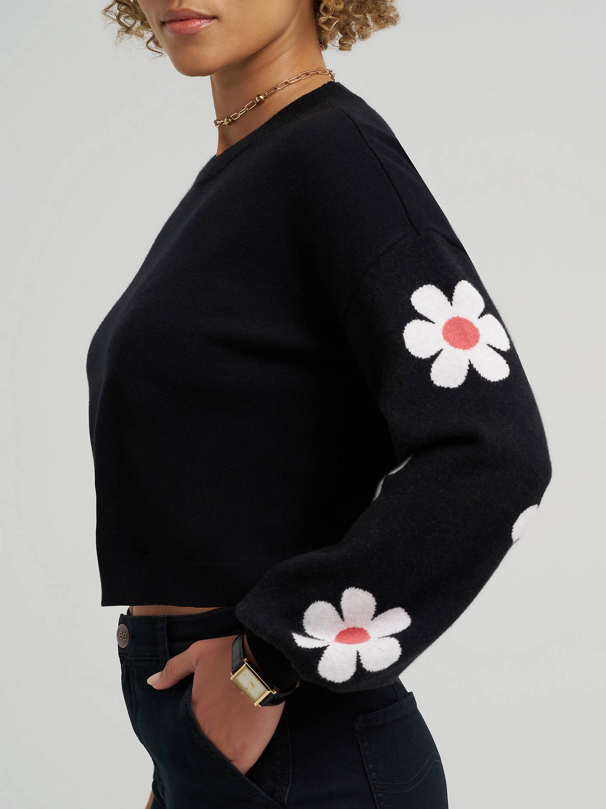 Women's Daisy Print Sleeve Crop Sweater - view 3