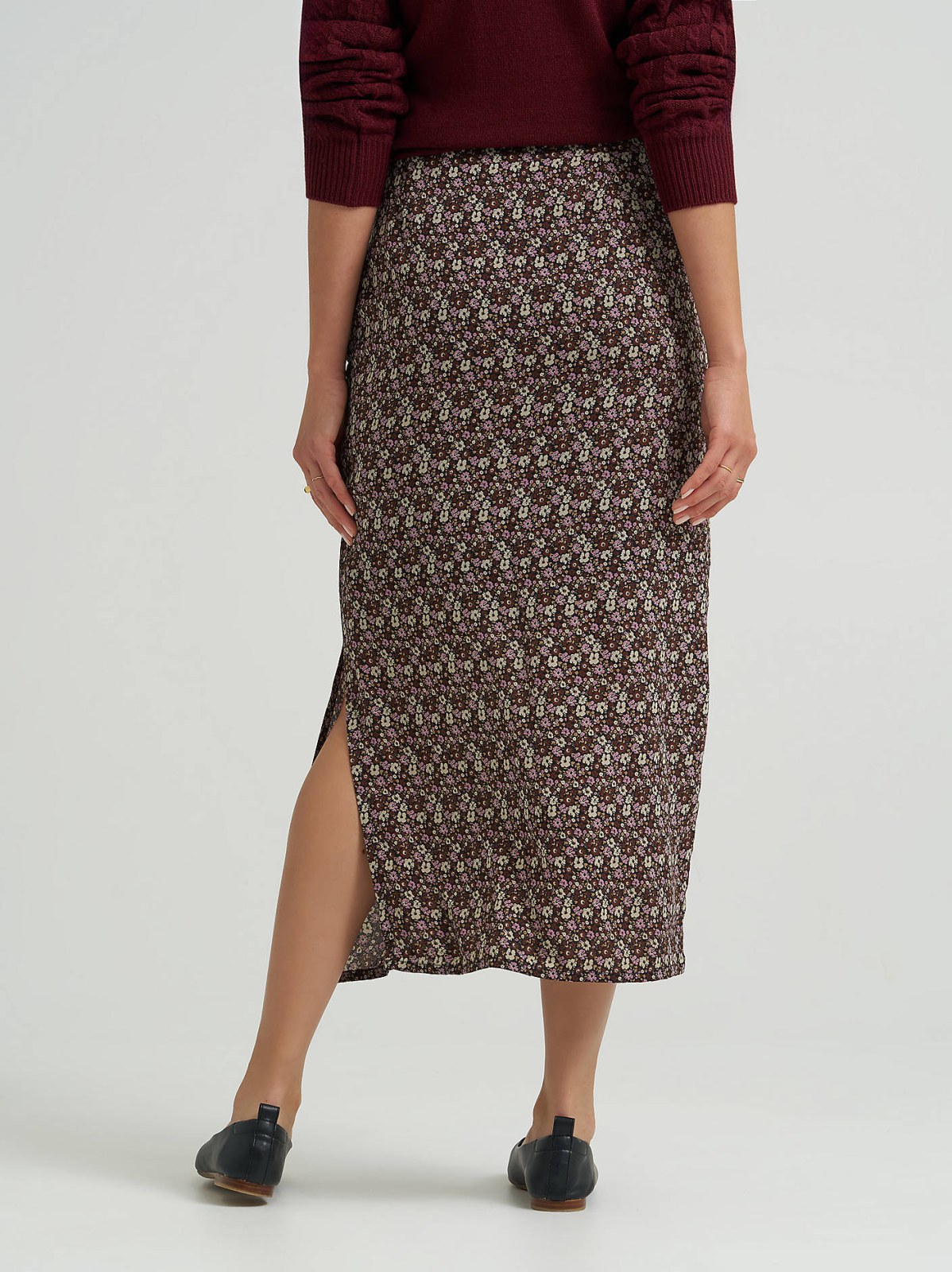 Women's Floral Midi Skirt with Side Slit - view 3