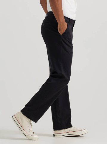 Men's Extreme Motion MVP Straight Fit Flat Front Pant