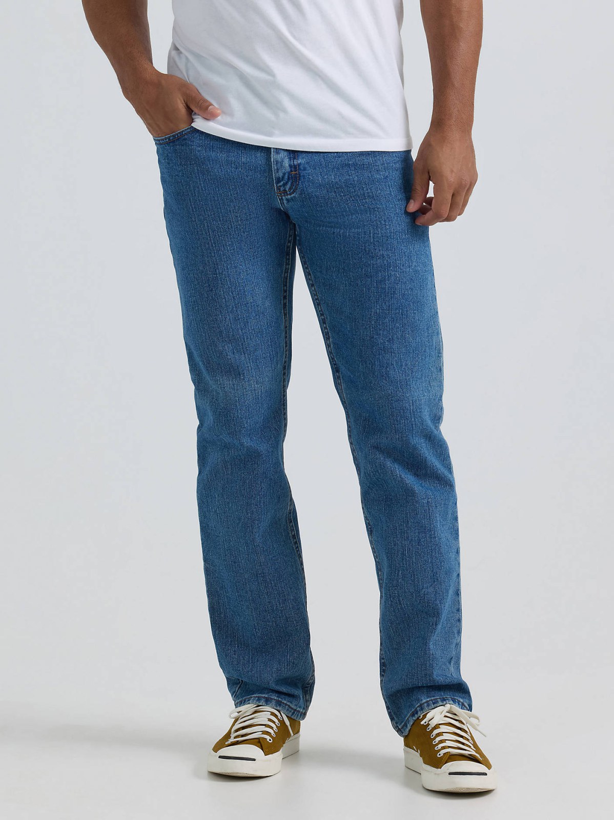Men's 100% Cotton Regular Fit Straight Leg Heavyweight Jean - view 2