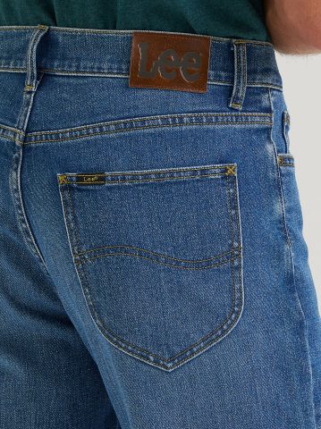 Men's Legendary Relaxed Straight Jean with SoftAge™