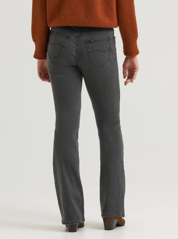 Women's Ultra Lux Comfort with Flex Motion Bootcut Jean