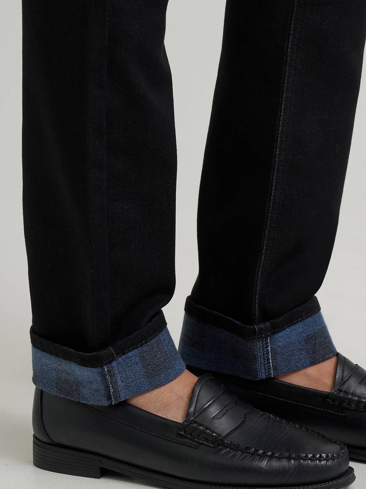 Women's Legendary Single Layer Warming Straight Jean - view 7