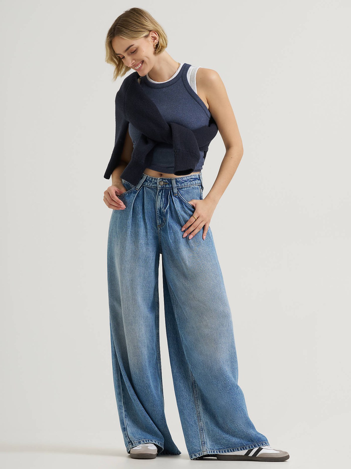 Women's Premium LQD Slouchy Pleated Trouser Jean - view 2