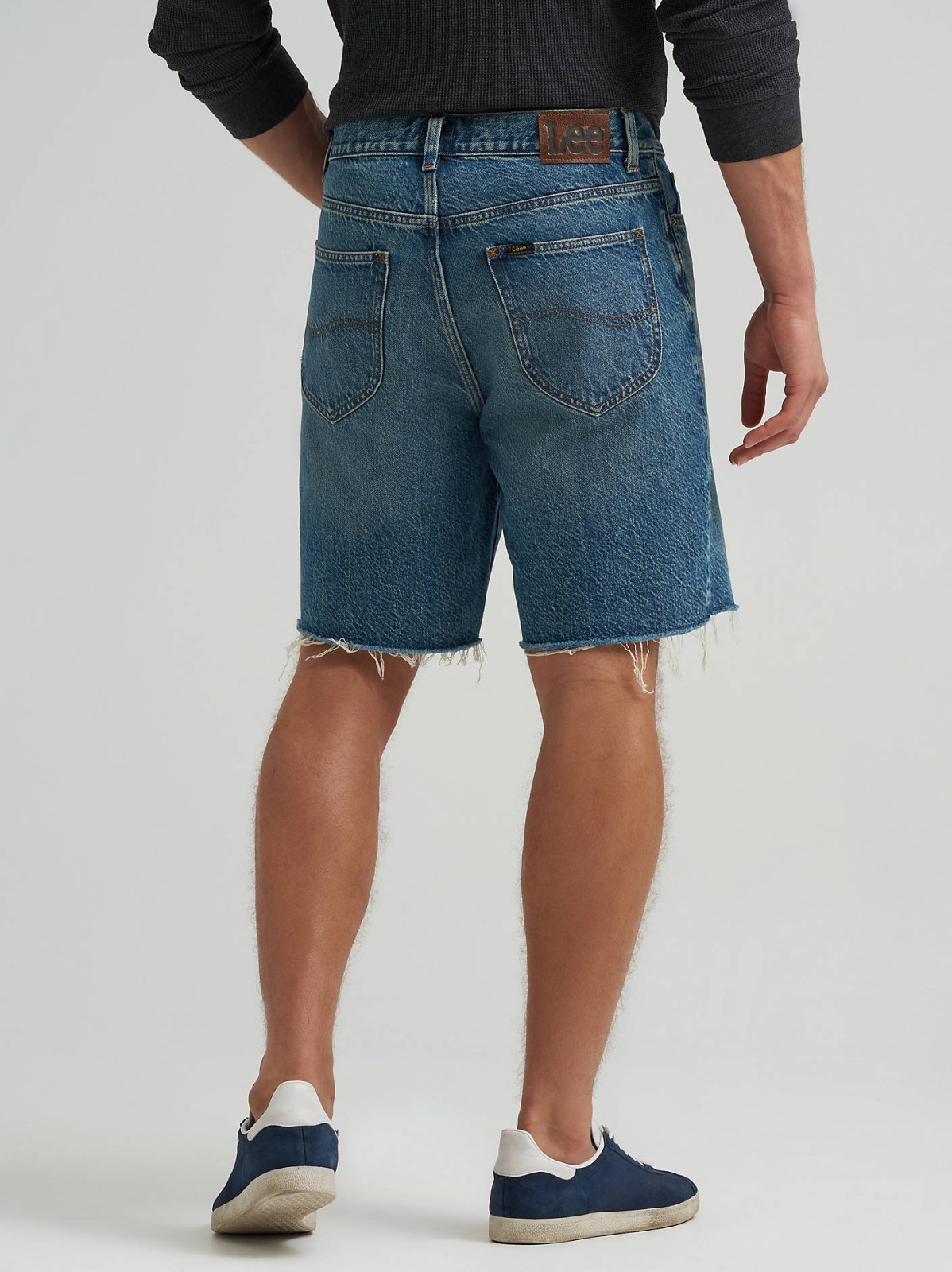 Men's 100% Cotton Loose Denim Short - view 3