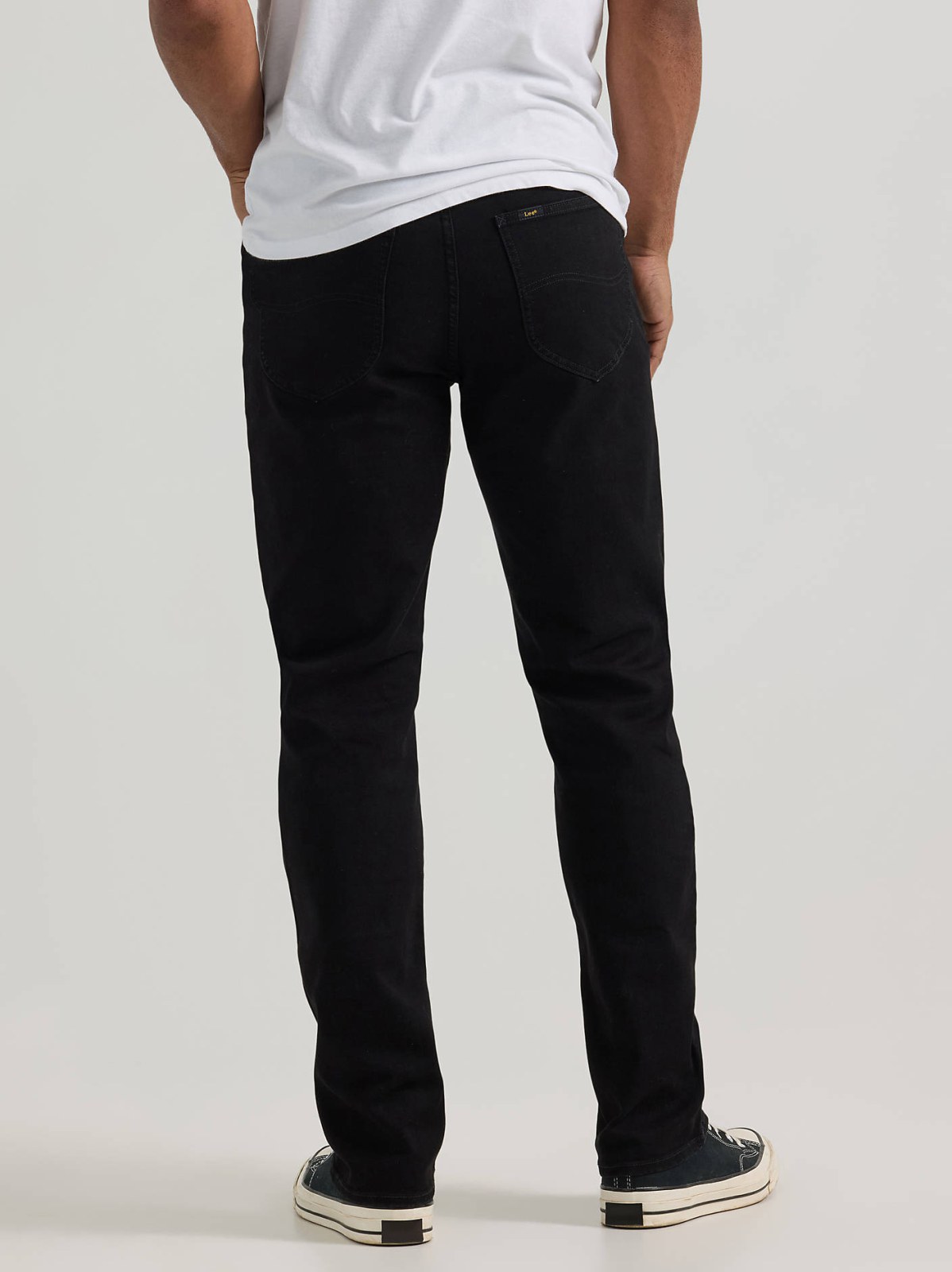 Men's Extreme Motion Relaxed Straight Jean - view 3