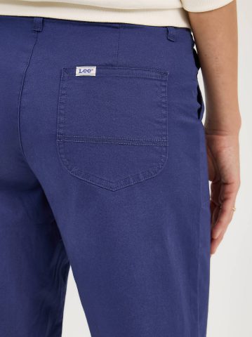 Women's Ultra Lux Comfort with Flex-To-Go Relaxed Fit Utility Bermuda