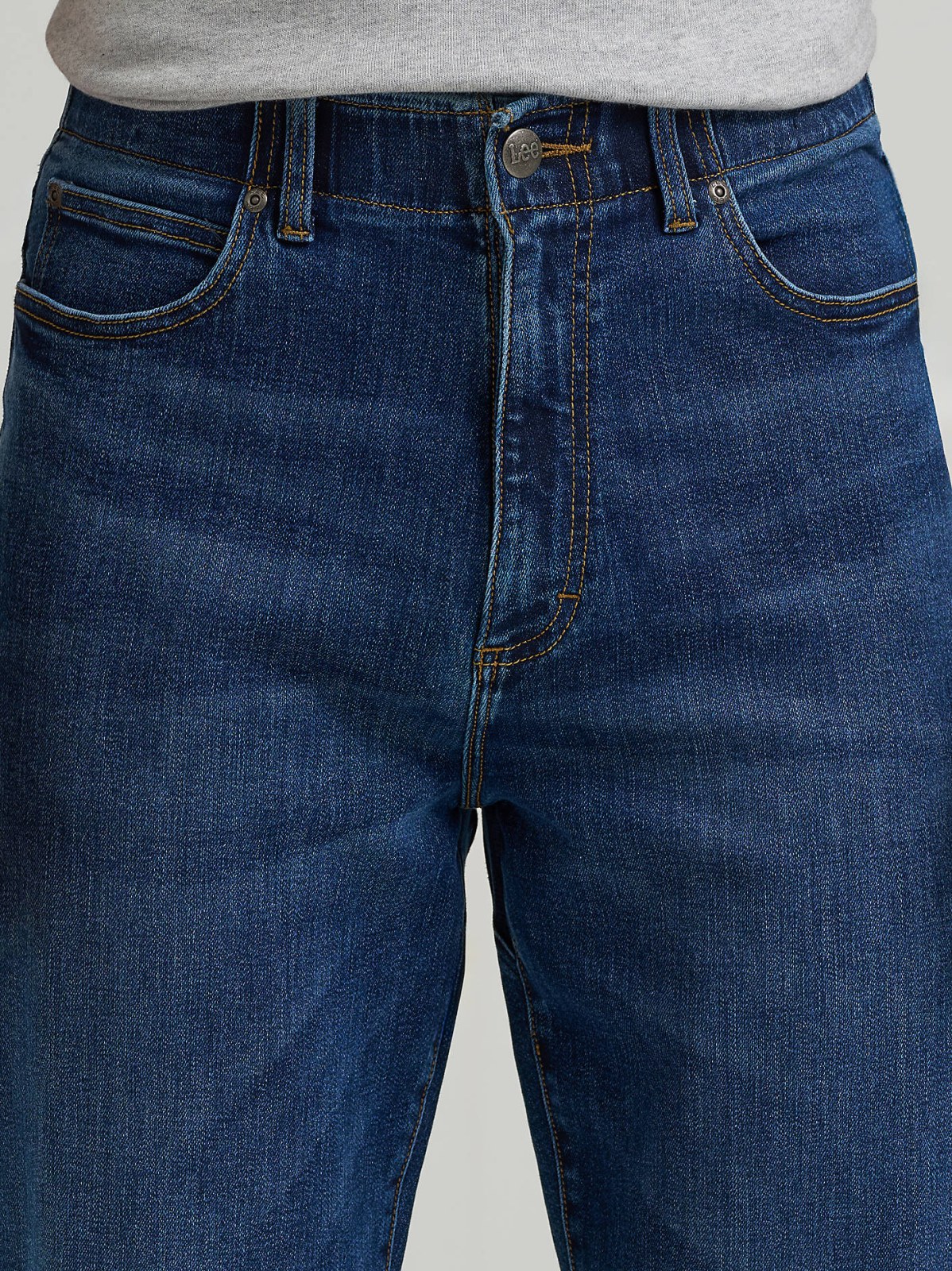 Men's Extreme Motion Loose Jean - view 6