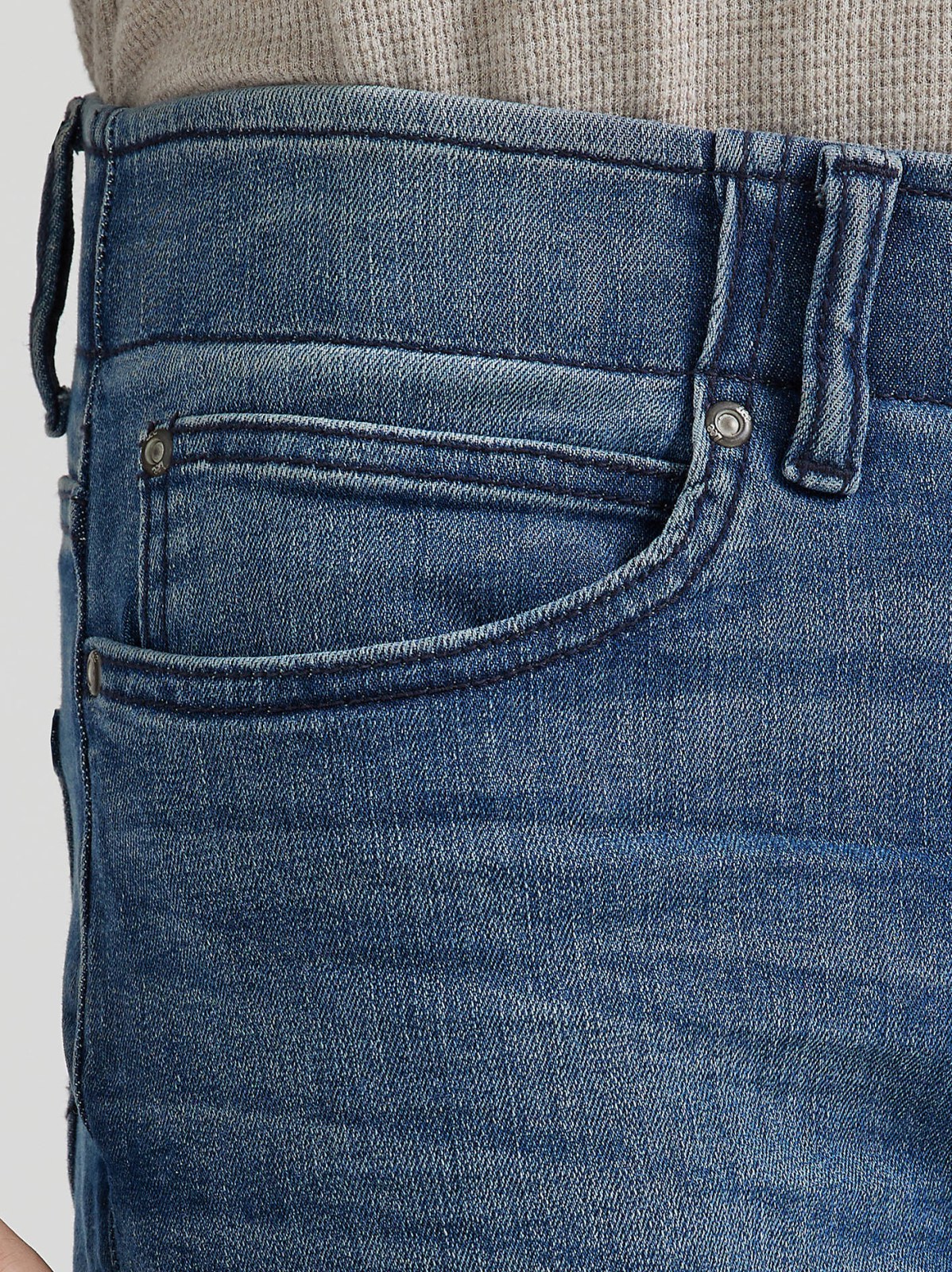 Men's Extreme Motion MVP Slim Straight Jean - view 5