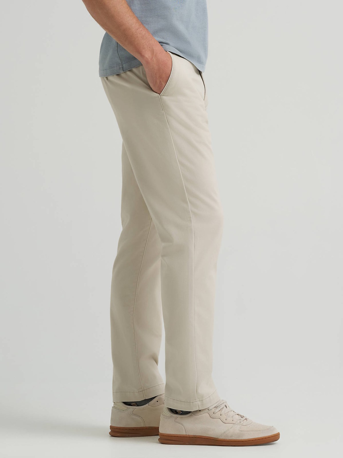 Men's Extreme Motion Relaxed Fit Khaki Pant (Big & Tall) - view 4