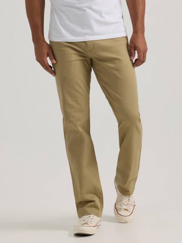 Men's Extreme Motion Relaxed Straight Twill Jean — alternate view