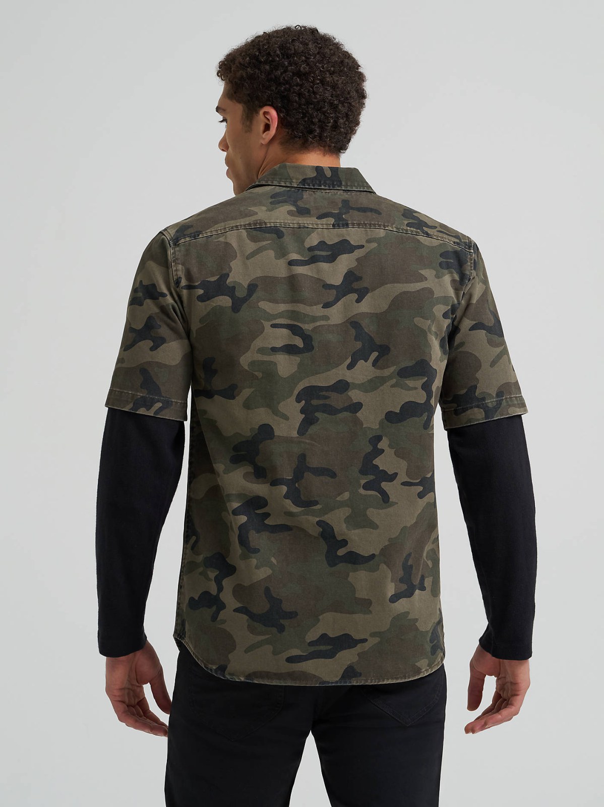 Men's Double Chest Patch Pocket Button Down Shirt - view 2