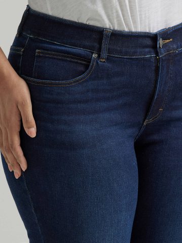 Women's Ultra Lux Comfort with Flex Motion Straight Jean (Plus)