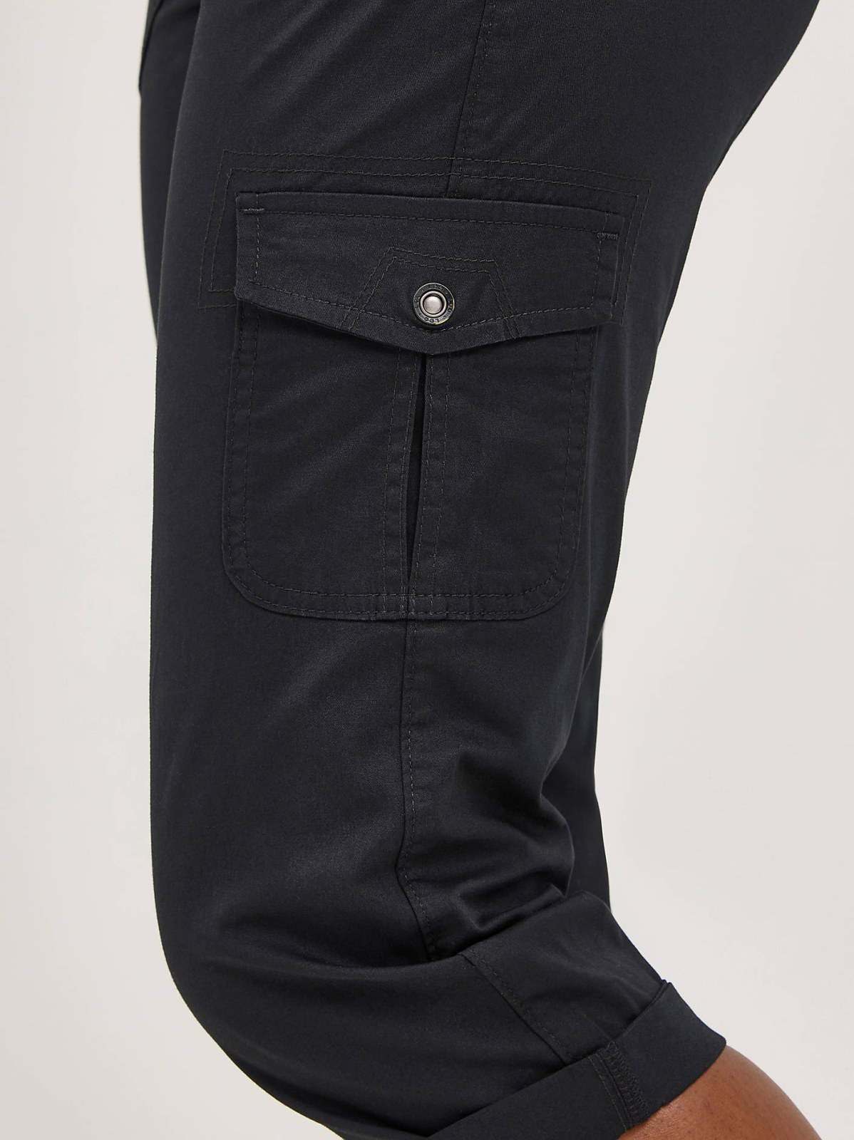Women’s Relaxed Fit Austyn Cargo Capri - view 7