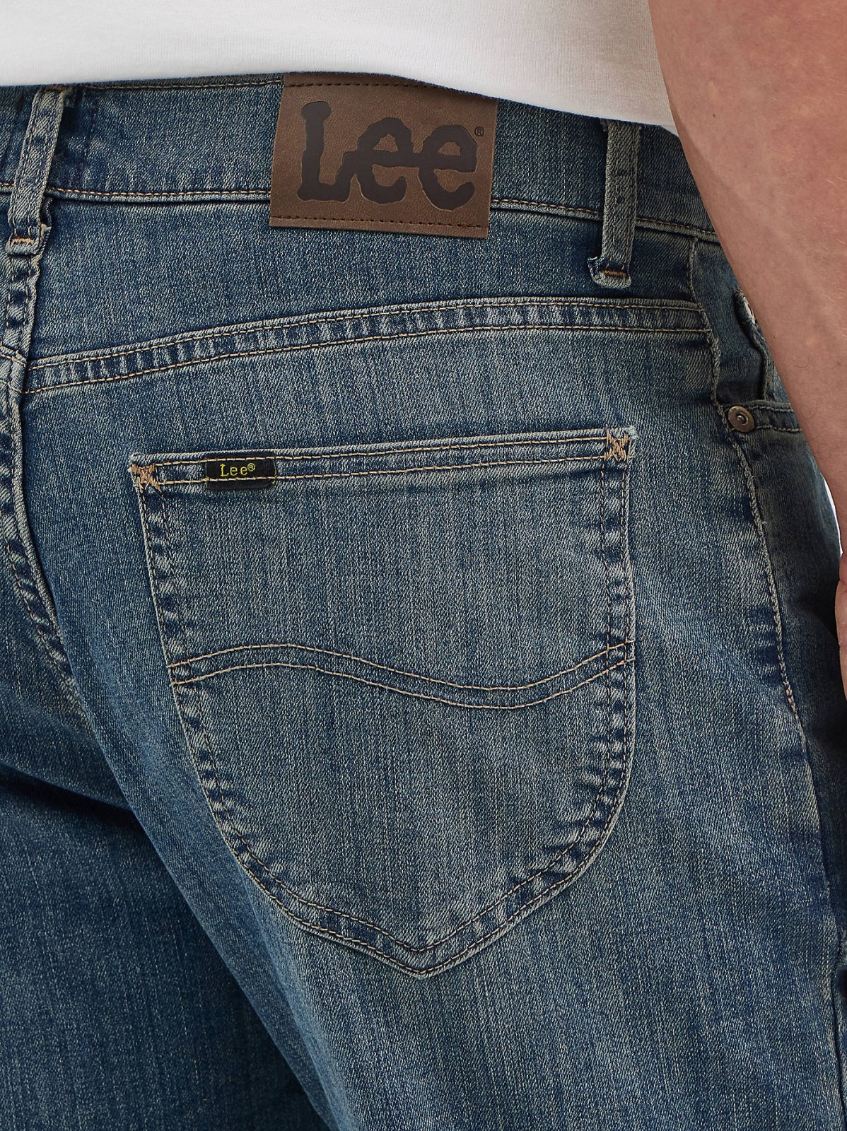 Men's Legendary Relaxed Straight Jean - view 5
