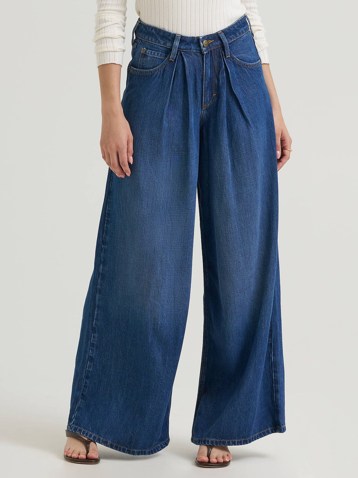 Women's Premium LQD Slouchy Pleated Trouser Jean - view 2