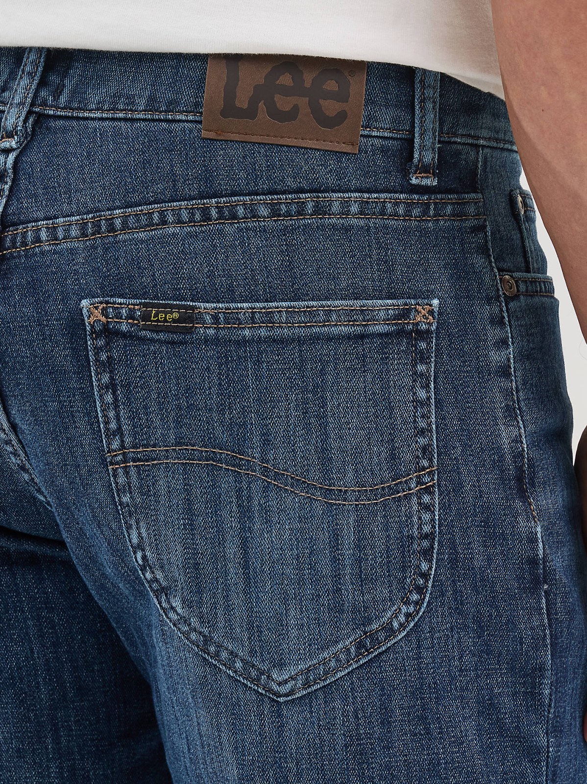Men's Legendary Relaxed Straight Jean - view 5