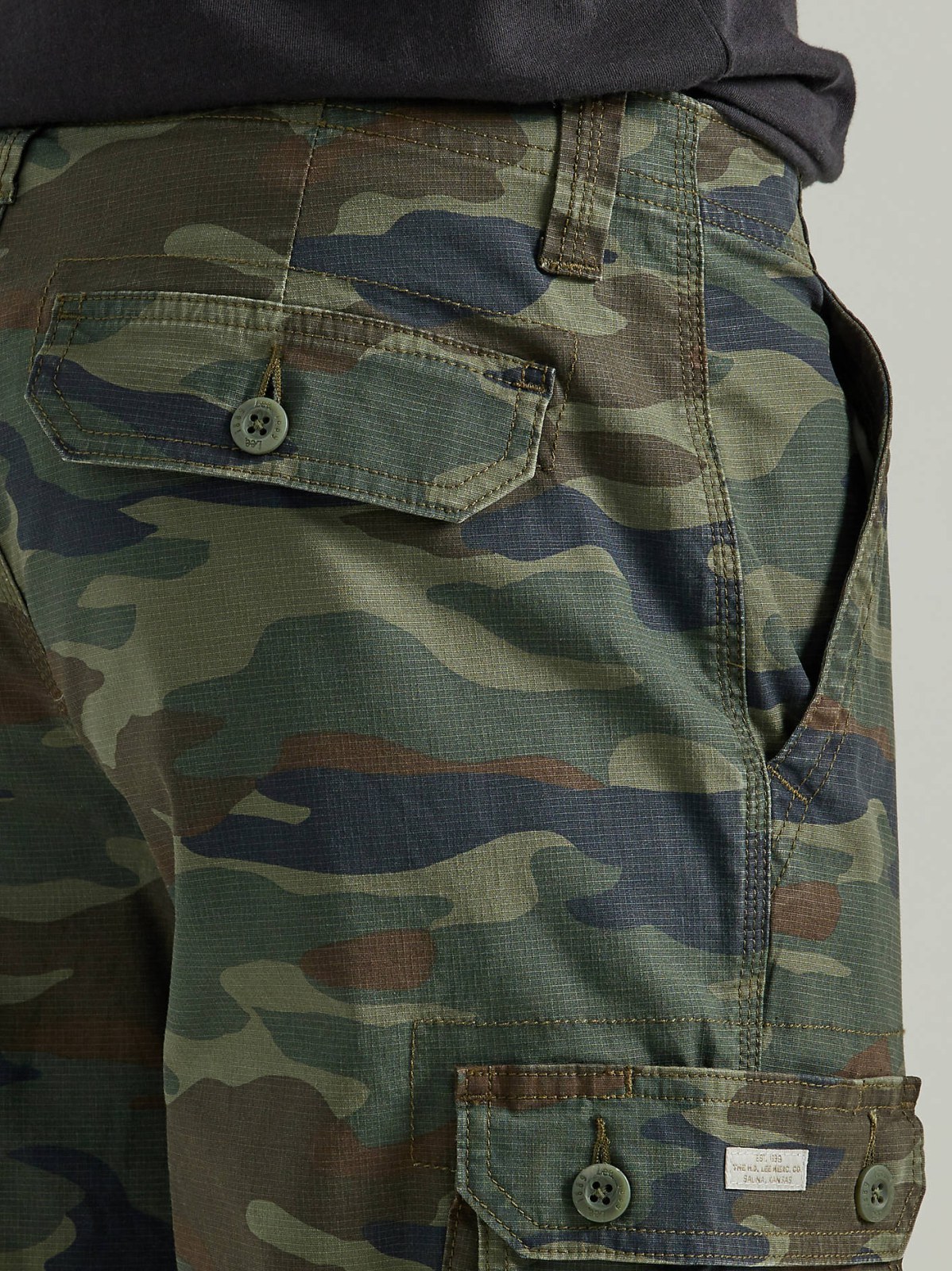 Men's Wyoming Relaxed Fit Cargo Twill Pant - view 7