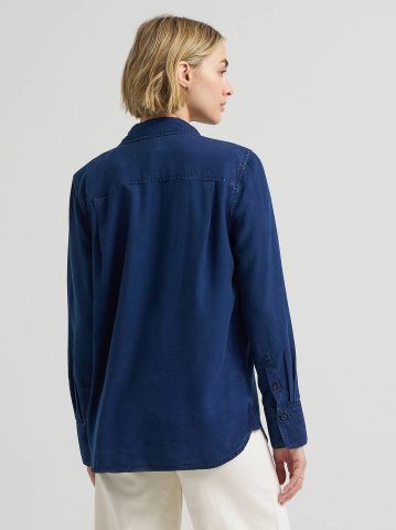 Women's Classic Pocketless Button Down Shirt