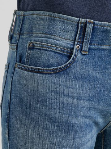 Men's Extreme Motion MVP Slim Fit Tapered Jean
