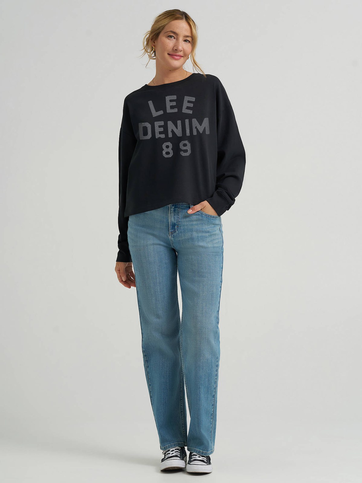 Women's 89' Crew Neck Sweatshirt - view 4