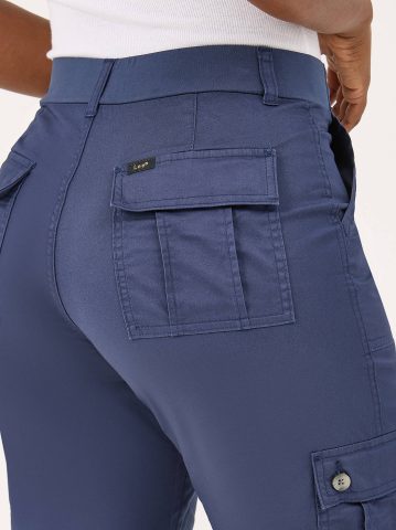 Women's Ultra Lux Comfort with Flex-to-Go Relaxed Fit Cargo Capri