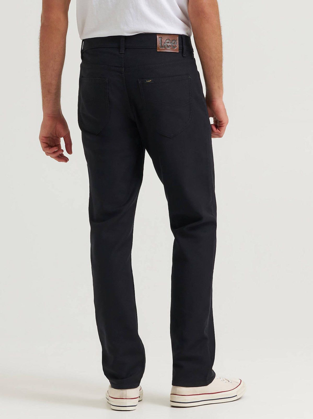 Men's Legendary Regular Taper Pant - view 3
