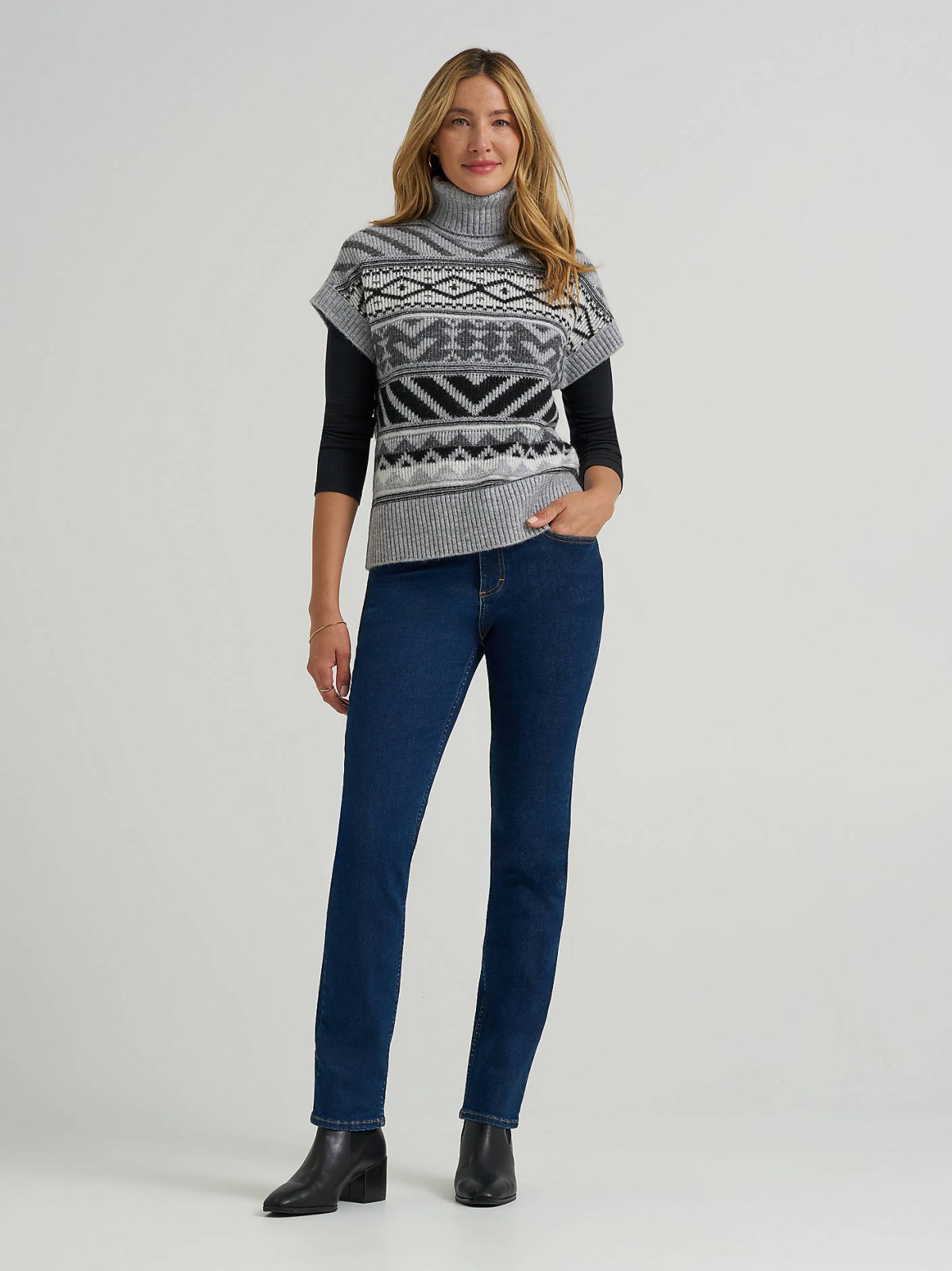 Women's Sleeveless Turtle Neck Sweater Vest - view 5
