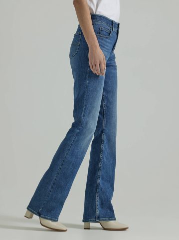 Women's Ultra Lux Comfort with Flex Motion Bootcut Jean