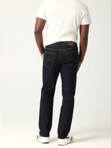 Men's Extreme Motion MVP Relaxed Straight Jean — alternate view