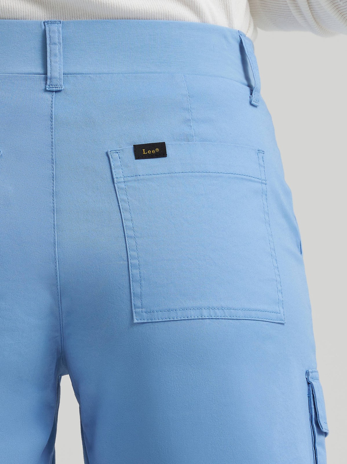 Women's Ultra Lux Comfort with Flex-to-Go Relaxed Fit Cargo Short - view 5