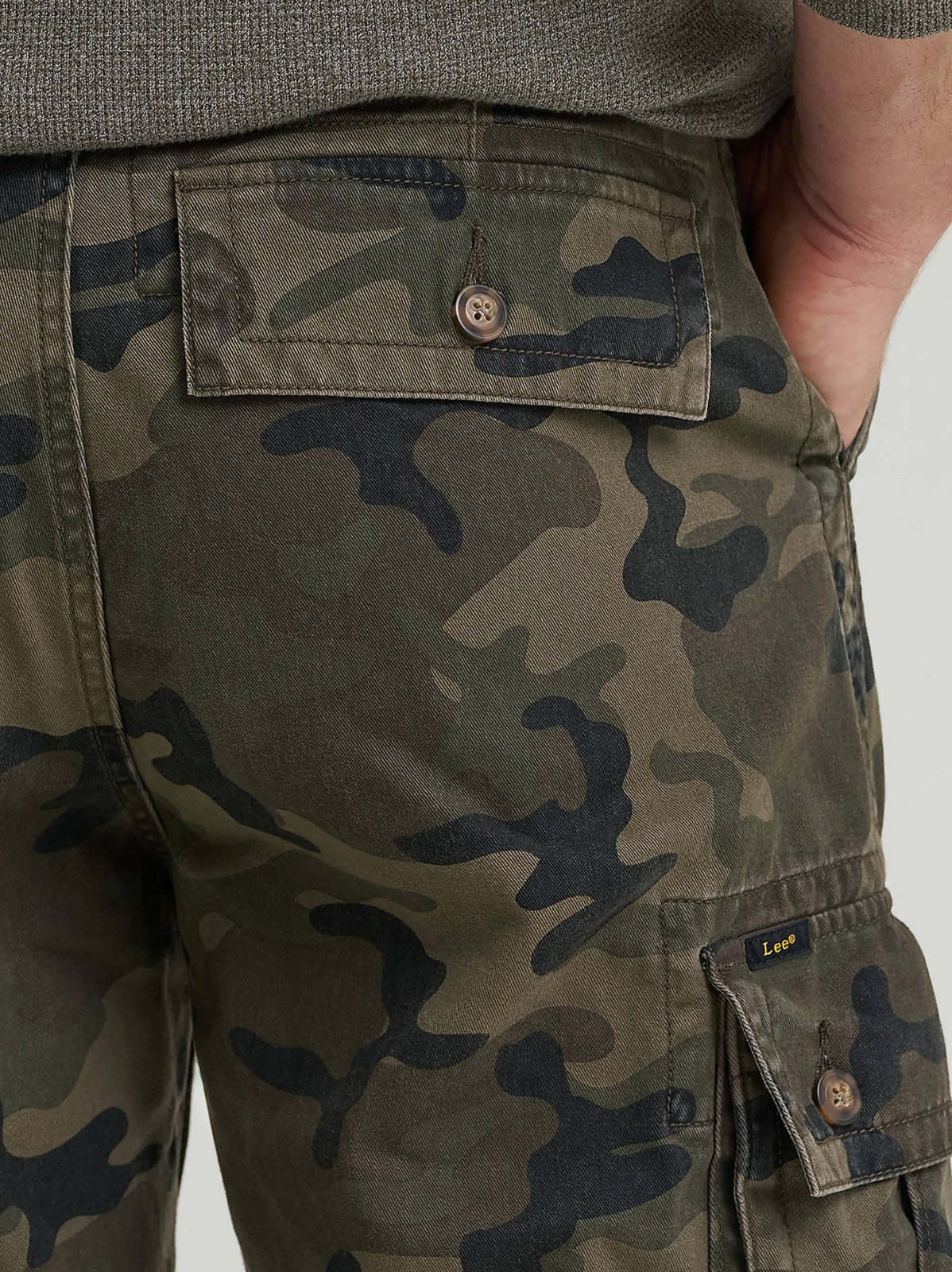 Men's Legendary Loose Straight Cargo Pant - view 8