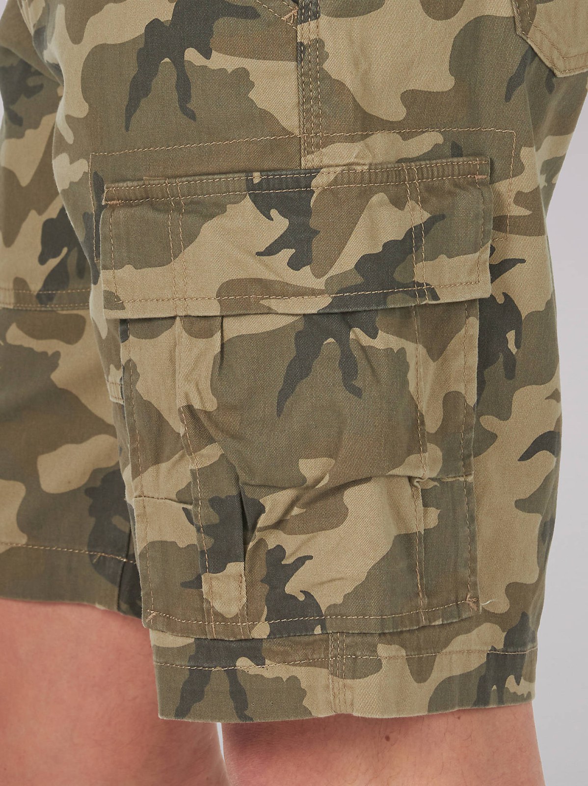 Men's Extreme Motion Carolina Cargo Short - view 5