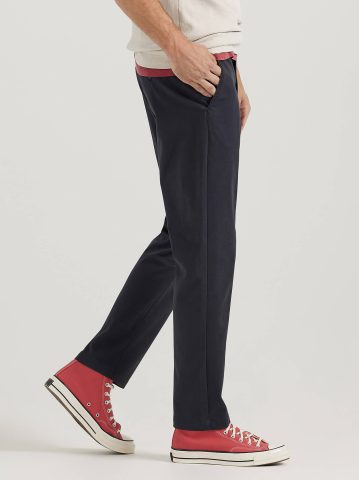 Men's Extreme Motion MVP Relaxed Fit Flat Front Pant
