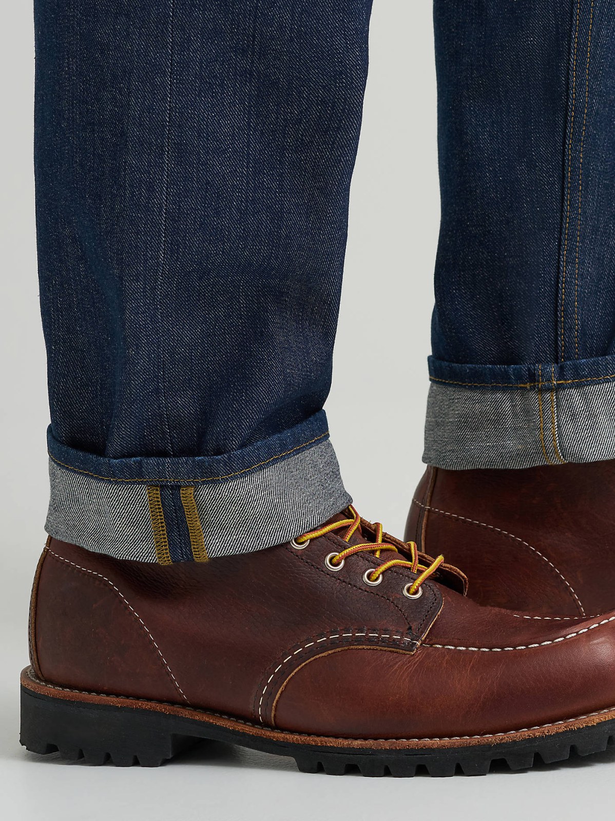 Men's Premium Relaxed Taper Jean - view 6
