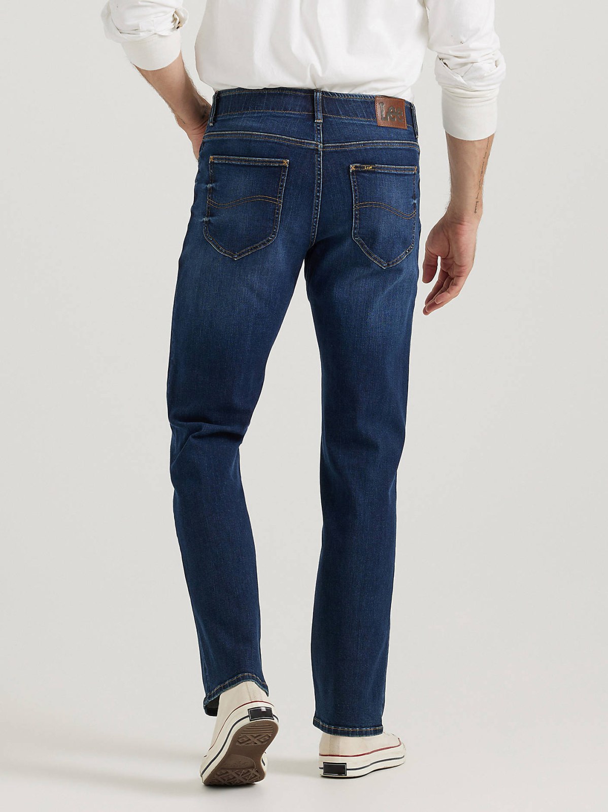 Men's Extreme Motion Regular Fit Straight Leg Jean - view 3