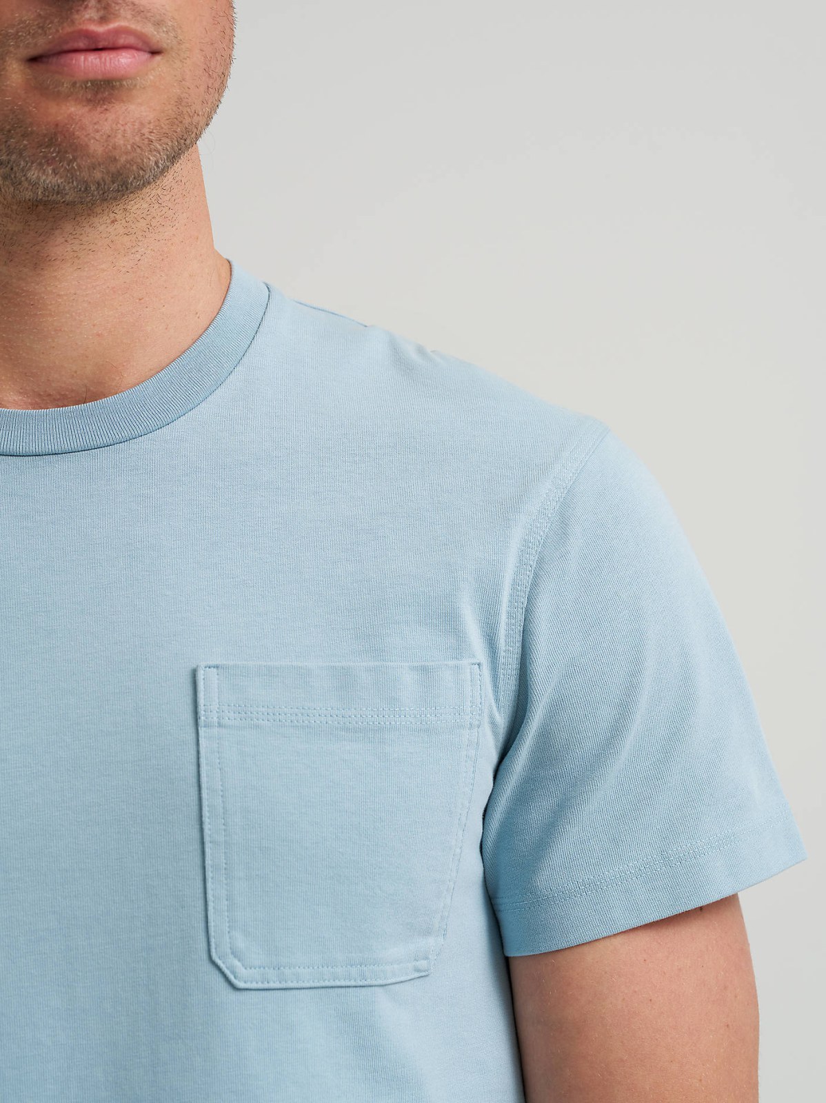 Men's Relaxed Fit Heavyweight Pocket Tee - view 3