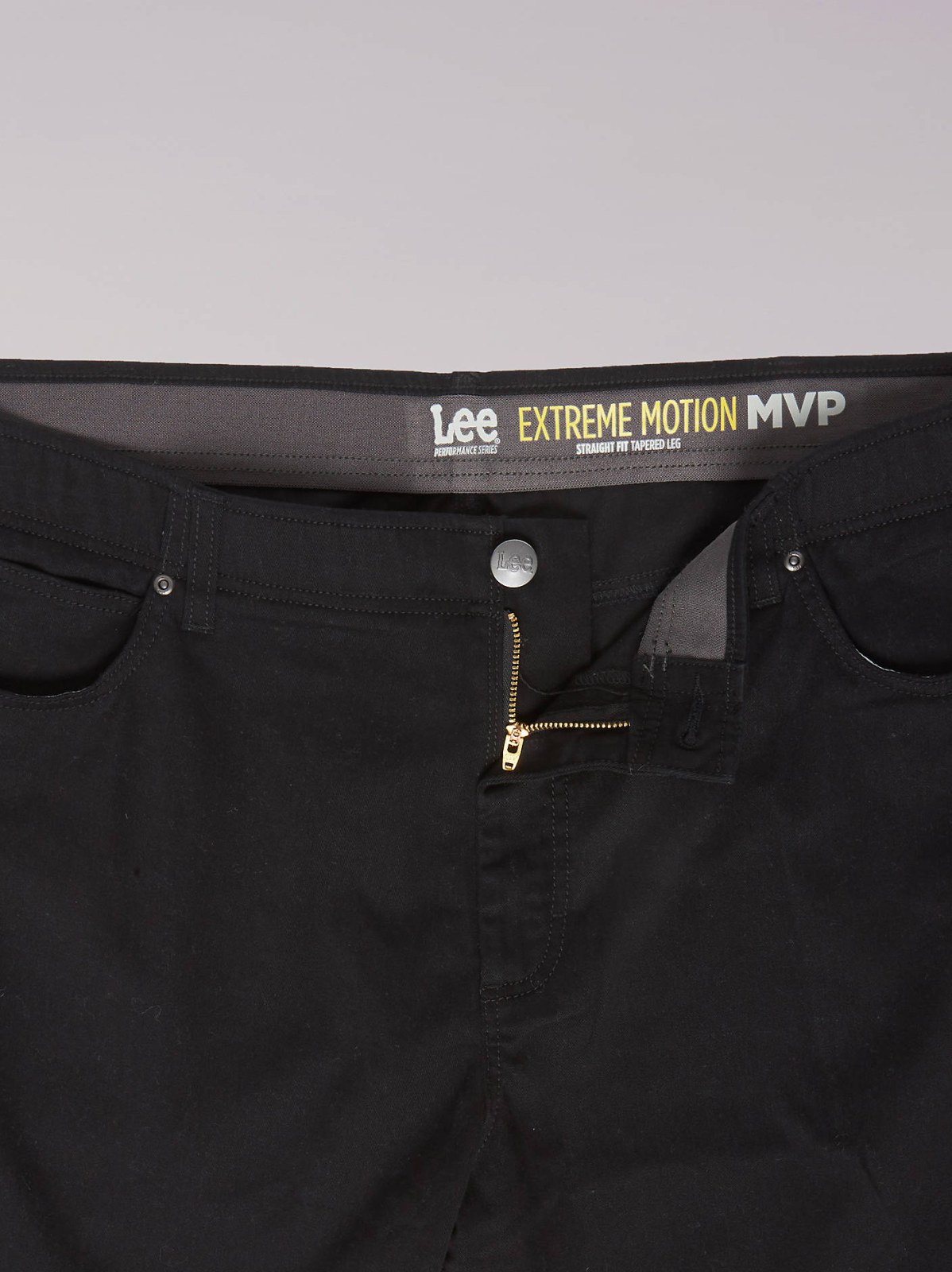 Men's Extreme Motion MVP Straight Fit Tapered Jean (Big & Tall) - view 6