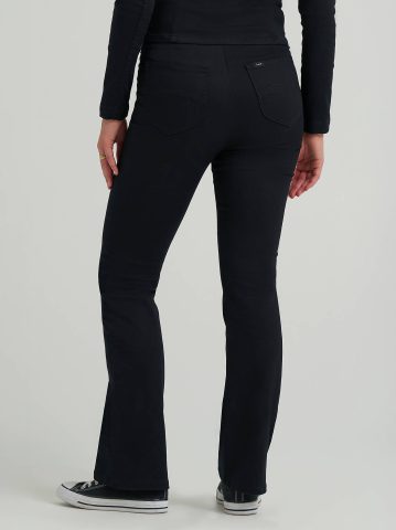 Women's High Rise Seamed Pull On Bootcut Pant