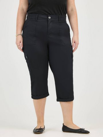 Women's Ultra Lux Comfort with Flex-To-Go Relaxed Fit Cargo Capri (Plus) — alternate view