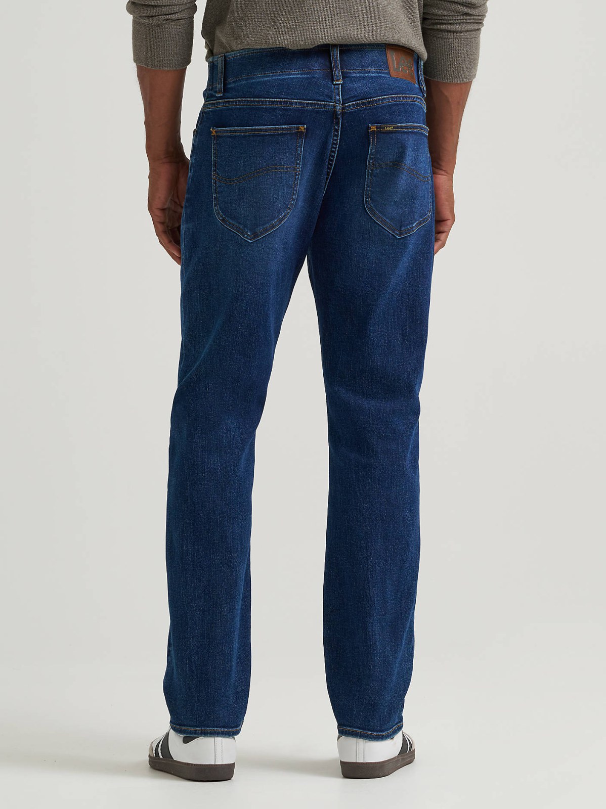 Men's Extreme Motion Straight Fit Tapered Leg Jean - view 3